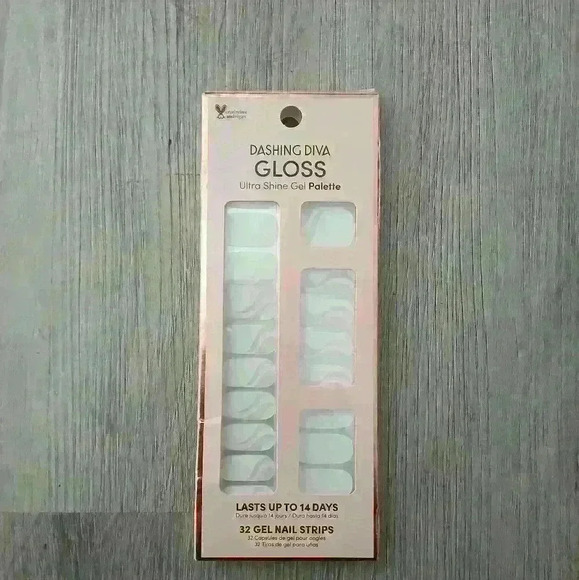 Dashing Diva Gloss Other - Dashing Diva Gloss Ultra Shine Gel Palette Nail 32 ct Ying &Yang NIB